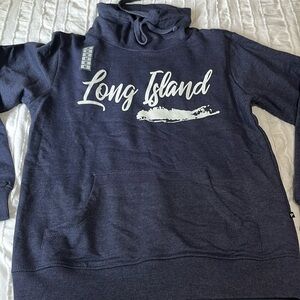 Medium Long Island sweatshirt size medium New